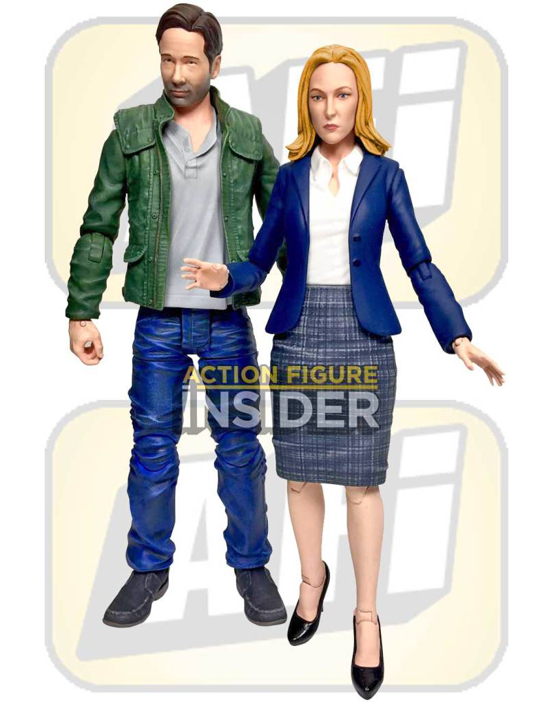 Illustration for article titled Here Are Your New Almost Mulder and Scully X-Files Figures